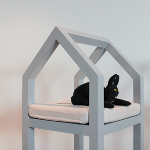 DEESAWAT 猫　家具