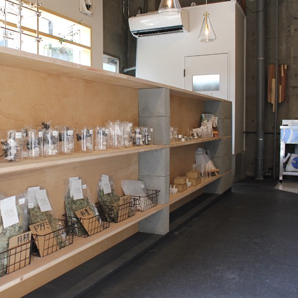 関谷理化 リカシツ 理科室蒸留所 アロマ コーヒー 店舗