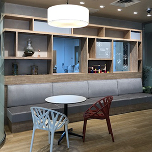 岩瀬コスファ 東京本社 エントランス