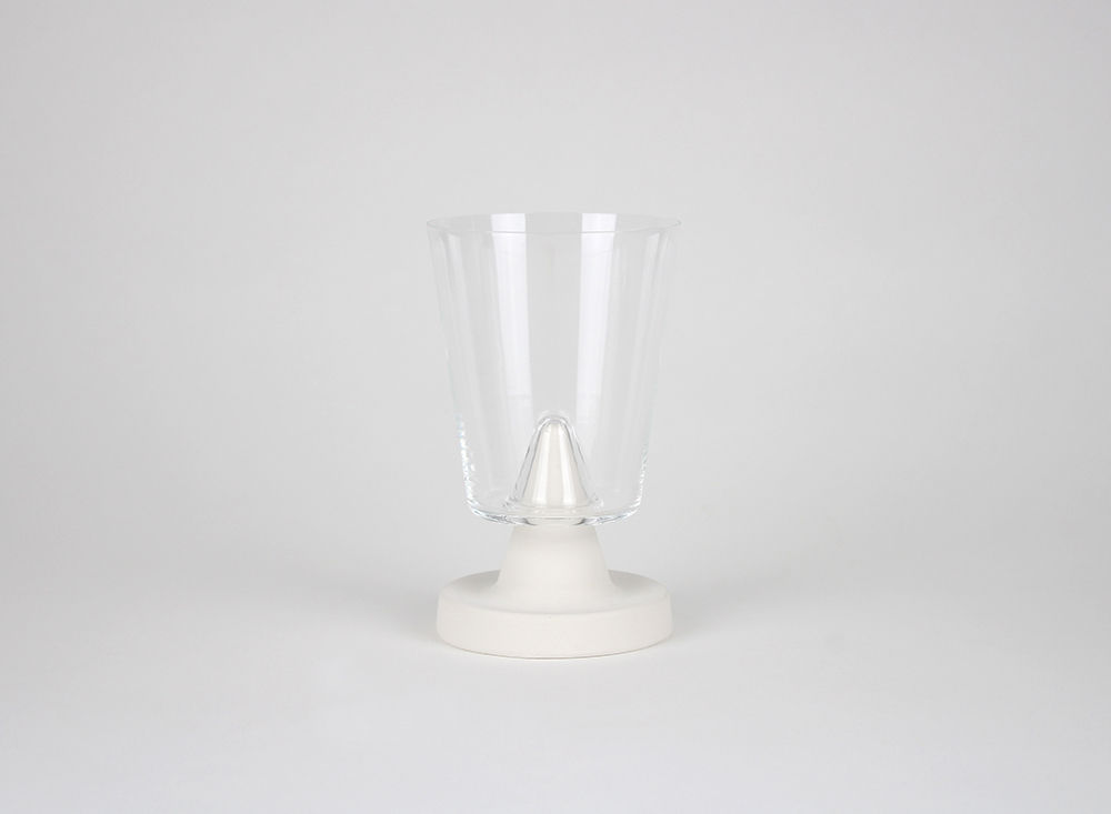 U& OUTOSTU GLASS