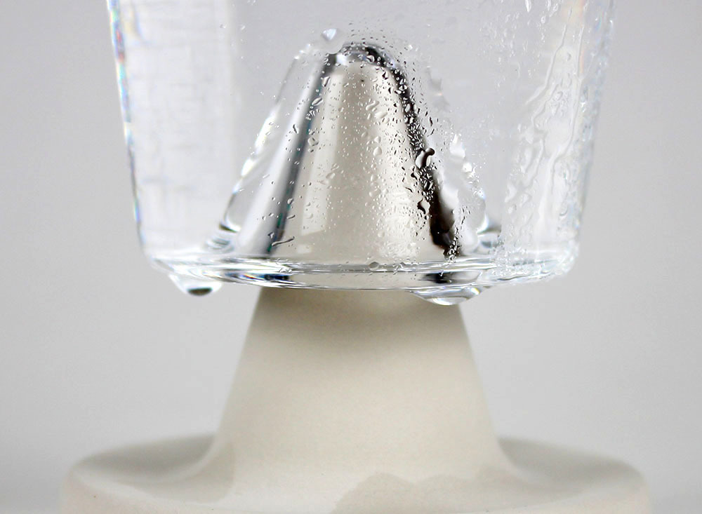 U& OUTOSTU GLASS