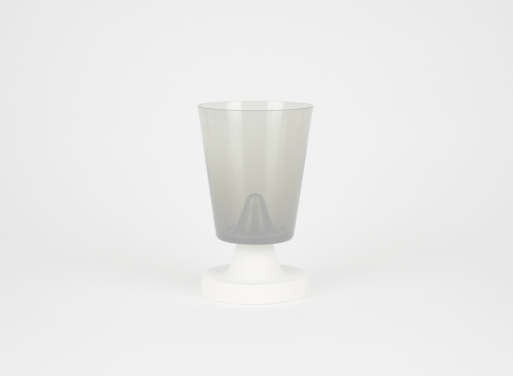 U& OUTOSTU GLASS