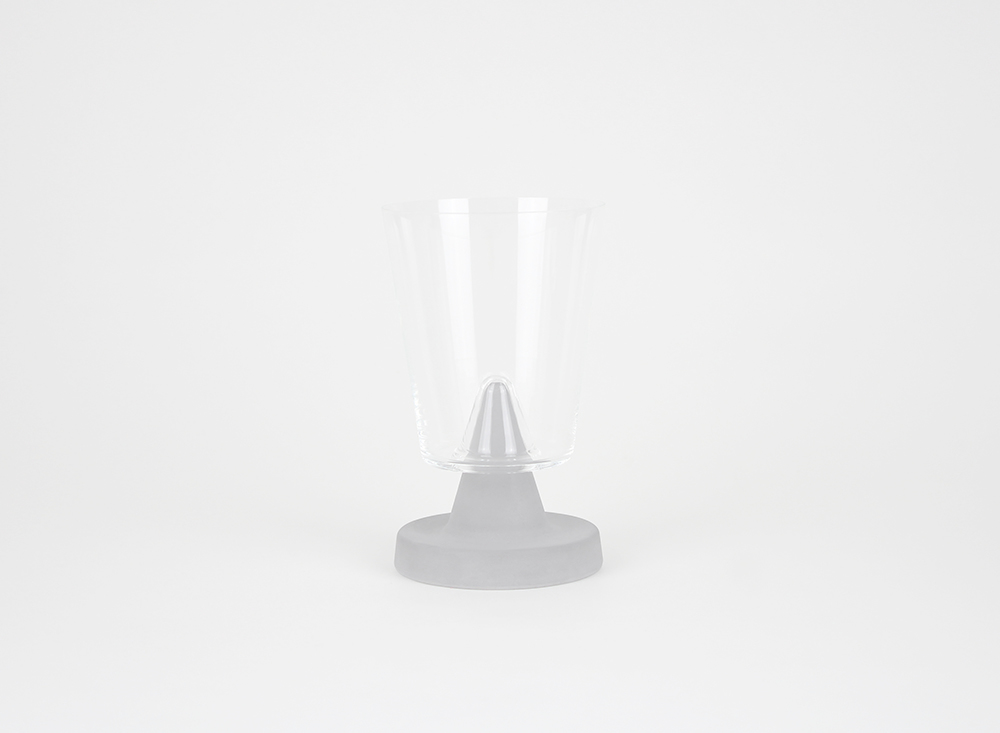 U& OUTOSTU GLASS